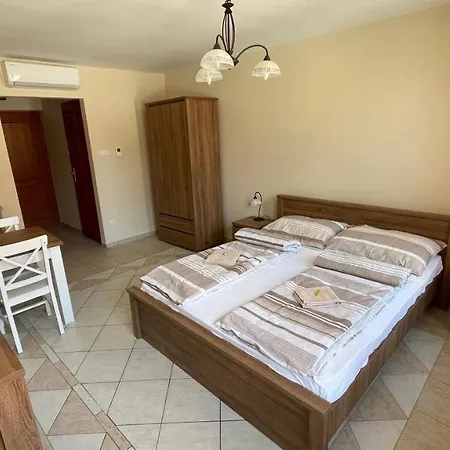 Marcell Apartamento Gyula